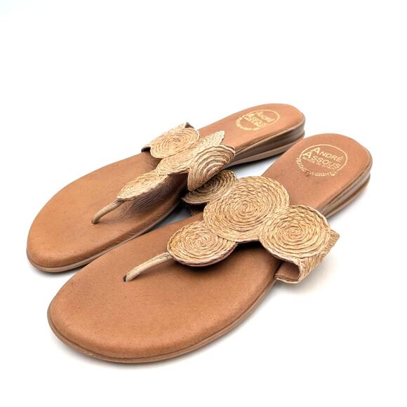 André Assous Nikky Featherweights Flip Flop Sandals Womens Natural Size US7 EU38 - Picture 1 of 8